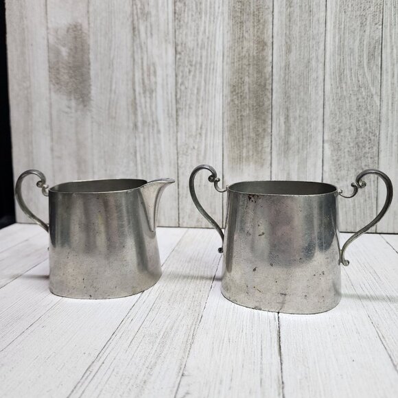 Vtg Queen City Silver CO Genuine Pewter Cream and Sugar Bowl Set 102 Trademarked - Picture 2 of 10